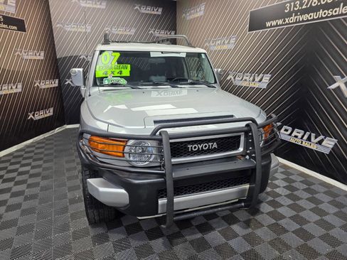 Used 2007 Toyota FJ Cruiser 4WD image 5