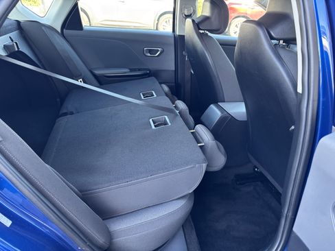 Used 2025 Kia K4 FWD image 27