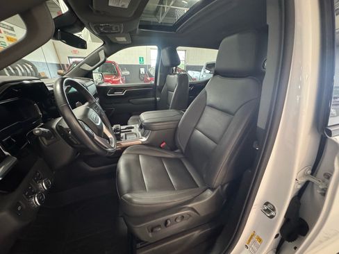 Used 2023 GMC Sierra 1500 Elevation w/ Elevation Premium Package AWD/4WD image 21