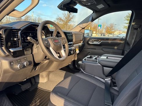 New 2026 GMC Sierra 1500 Elevation image 14