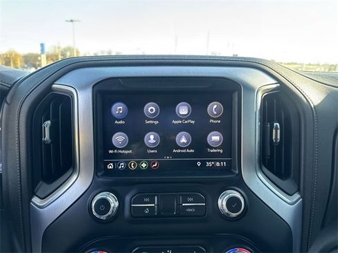 Used 2019 GMC Sierra 1500 SLT w/ SLT Premium Package image 17