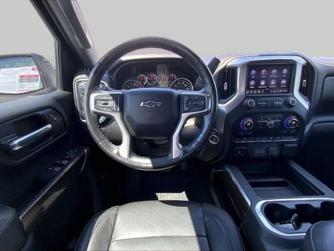 Used 2020 Chevrolet Silverado 1500 LT Trail Boss AWD/4WD image 6