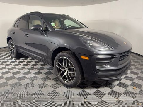 New 2026 Porsche Macan image 9