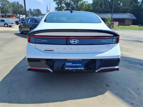 Used 2025 Hyundai Sonata Limited image 3