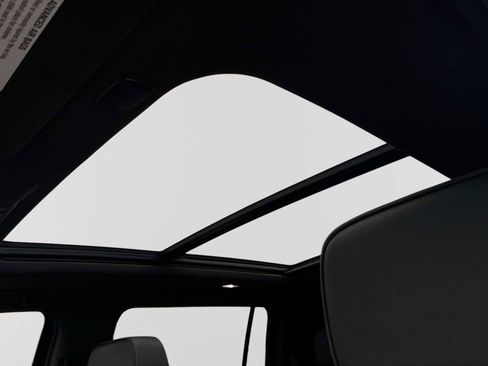 Certified 2023 Chevrolet Suburban RST image 19