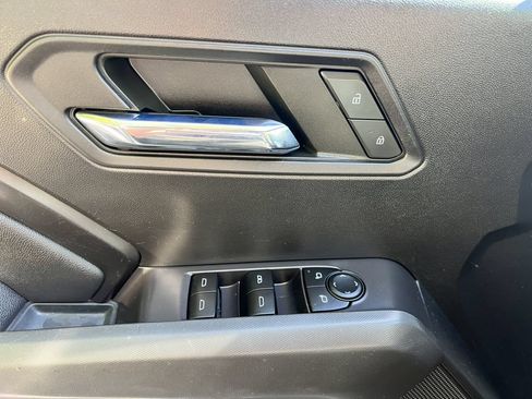 Used 2023 Chevrolet Colorado LT w/ LT Convenience Package RWD image 14