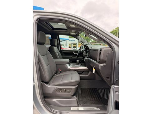 New 2026 Chevrolet Silverado 1500 LTZ w/ LTZ Premium Package AWD/4WD image 24