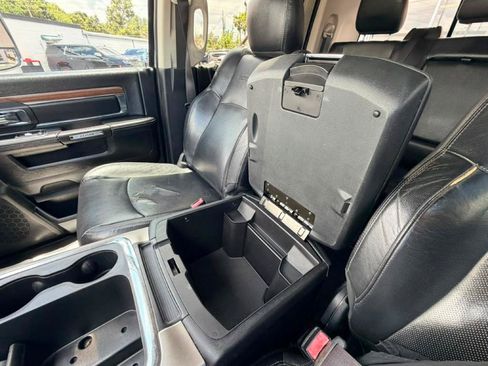 Used 2017 RAM 3500 Laramie w/ Convenience Group AWD/4WD image 39