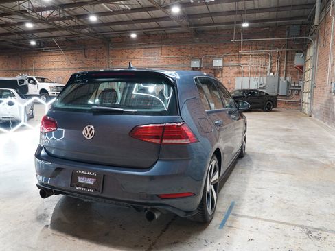 Used 2018 Volkswagen GTI SE FWD image 15