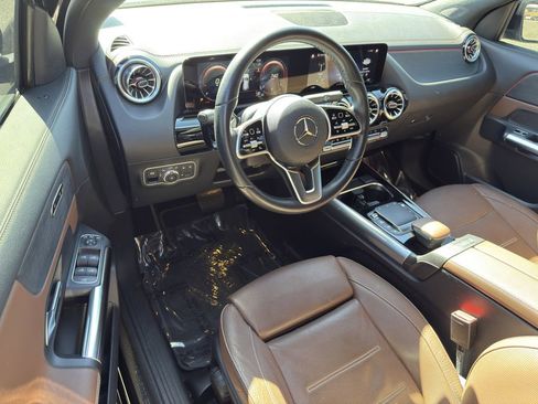 Used 2022 Mercedes-Benz GLA 250 4MATIC image 9