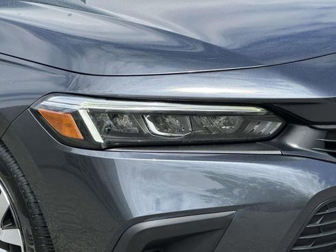 Used 2023 Honda Civic LX image 7