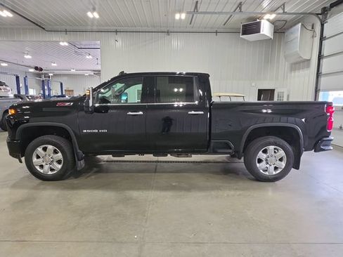 Used 2022 Chevrolet Silverado 3500 LTZ w/ Z71 Chrome Sport Edition AWD/4WD image 5