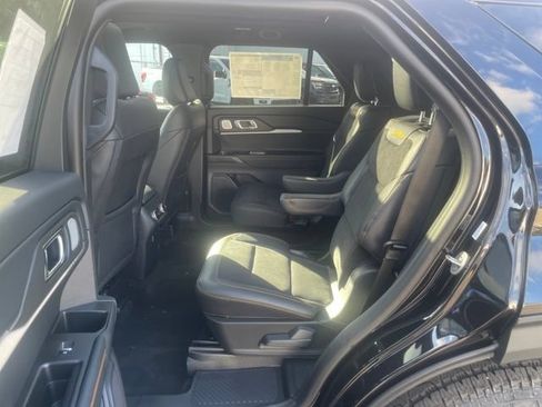New 2026 Ford Explorer Tremor w/ Tremor Ultimate Package AWD/4WD image 25