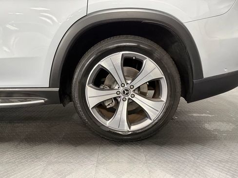 Used 2022 Mercedes-Benz GLS 450 4MATIC w/ Acoustic Comfort Package image 7