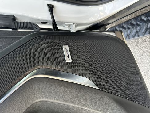 Used 2023 Chevrolet Tahoe Z71 w/ Luxury Package image 18