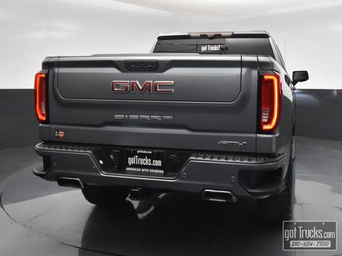 Used 2020 GMC Sierra 1500 AT4 w/ AT4 Premium Package AWD/4WD image 6