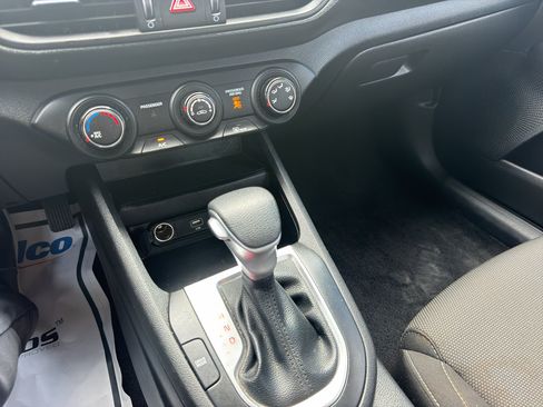 Used 2024 Kia Forte LXS FWD image 13