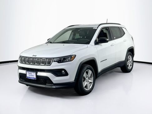 Used 2022 Jeep Compass Latitude w/ Convenience Group AWD/4WD image 1
