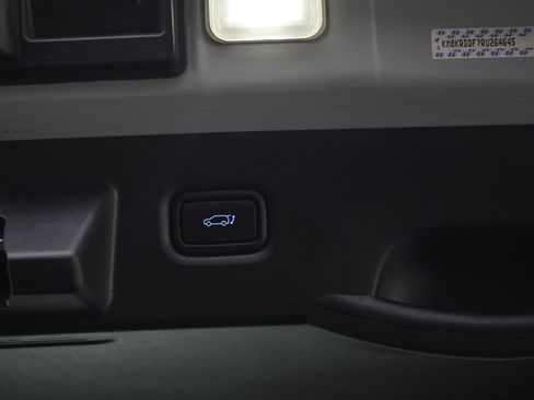 Certified 2024 Hyundai Ioniq 5 Limited AWD/4WD image 19