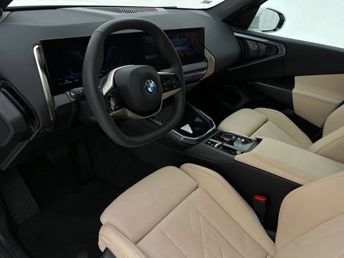 Certified 2025 BMW X3 xDrive30i w/ Convenience Package image 12