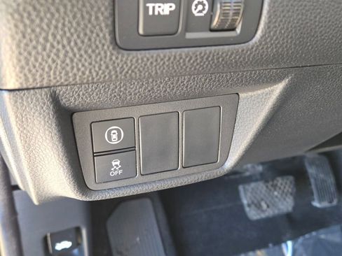 Used 2018 Honda Accord EX-L image 28