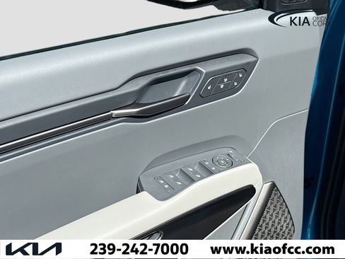 New 2026 Kia EV9 Wind image 25
