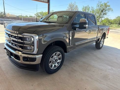 New 2026 Ford F250 Lariat w/ Lariat Ultimate Package AWD/4WD image 3
