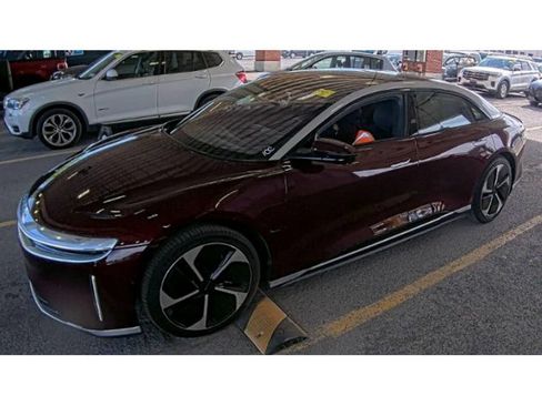 Used 2025 Lucid Air Touring AWD/4WD image 2