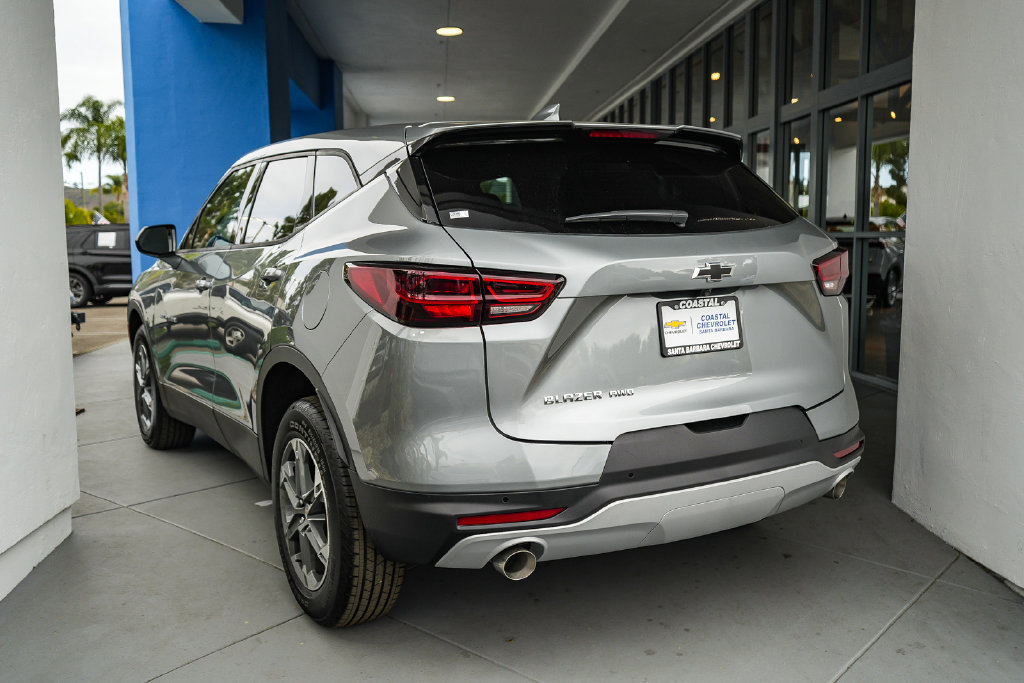 New 2026 Chevrolet Blazer LT AWD/4WD image 4