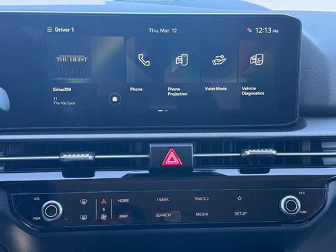 New 2026 Kia Sportage LX image 17