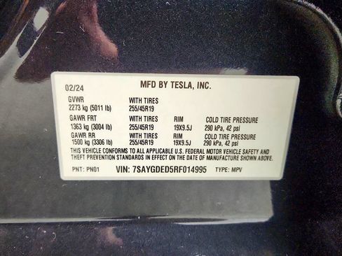 Used 2024 Tesla Model Y Long Range RWD image 24