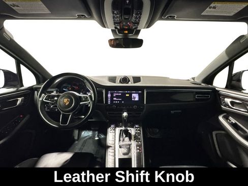 Used 2020 Porsche Macan image 21