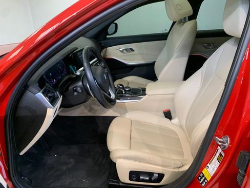 Used 2022 BMW 330i xDrive Sedan w/ Premium Package 2 AWD/4WD image 22