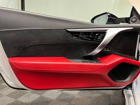 Used 2017 Acura NSX AWD/4WD image 13