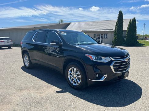Used 2019 Chevrolet Traverse LT FWD image 7