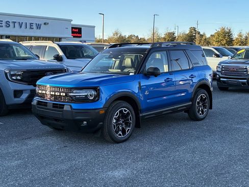 New 2025 Ford Bronco Sport Outer Banks w/ Outer Banks Tech Package+ AWD/4WD image 9