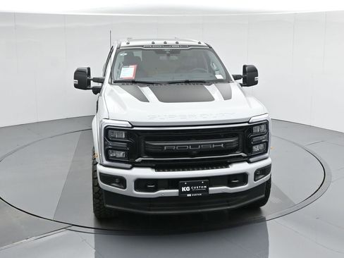 New 2026 Ford F250 Lariat w/ Black Appearance Package image 46