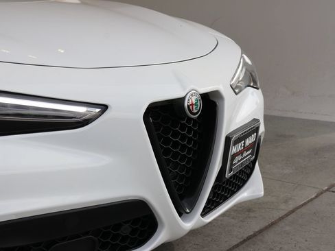 Used 2023 Alfa Romeo Stelvio Sprint AWD/4WD image 58