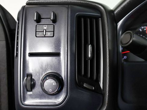 Used 2018 Chevrolet Silverado 2500 W/T w/ WT Fleet Convenience Package RWD image 33