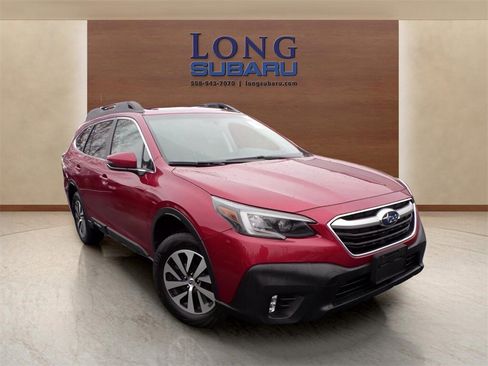 Used 2022 Subaru Outback Premium image 6