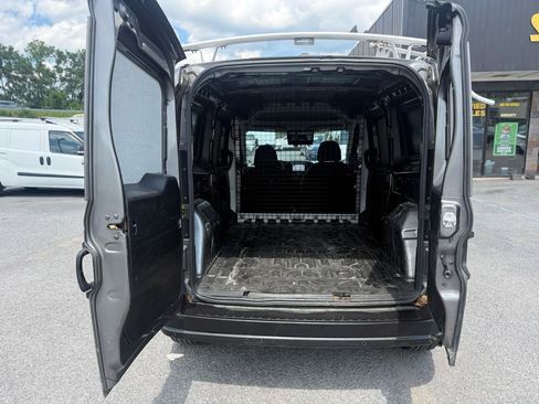 Used 2015 RAM ProMaster City Tradesman w/ Rear Back-up Camera Group FWD image 16