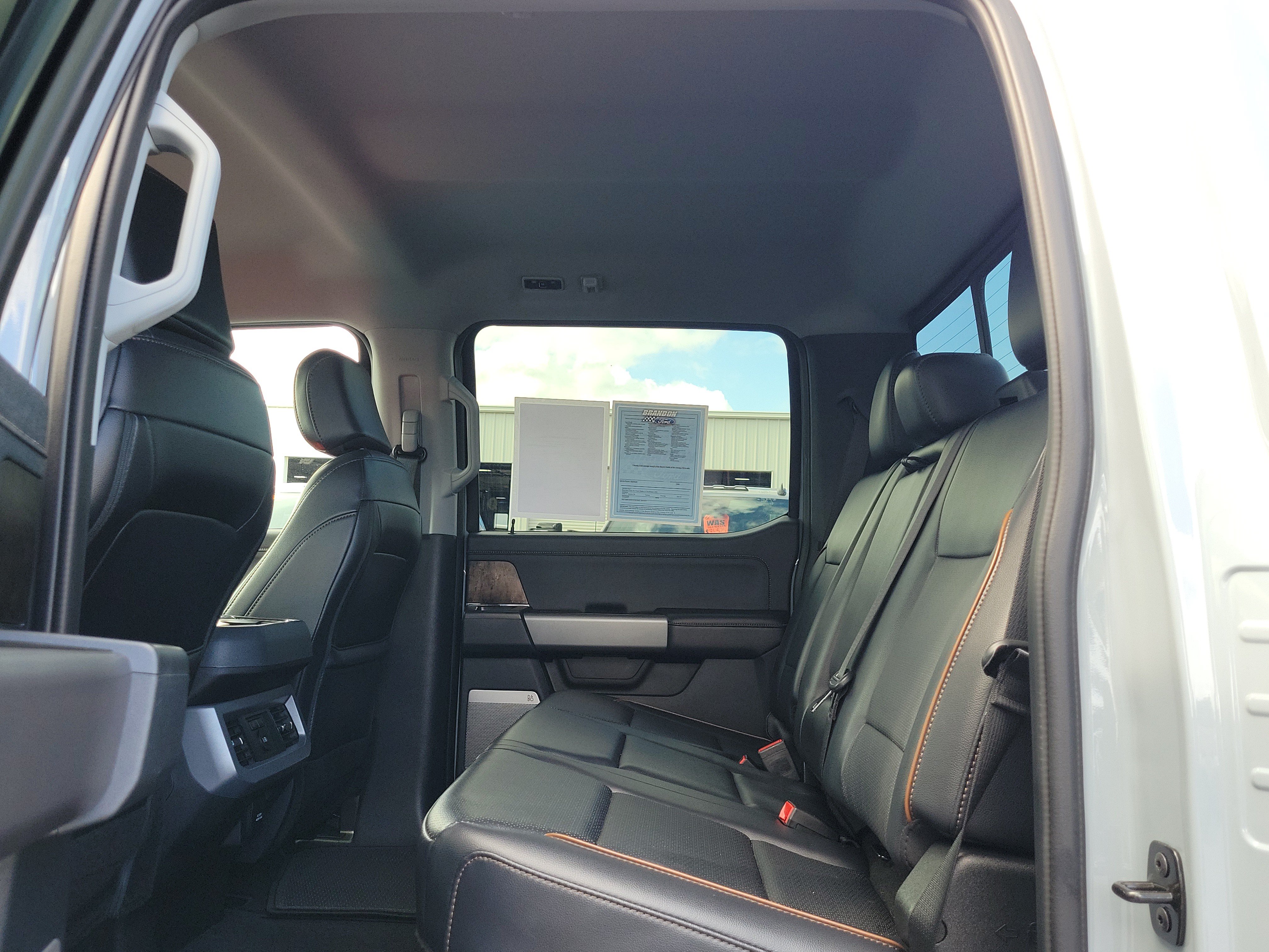 Certified 2025 Ford F250 Lariat w/ Black Appearance Package AWD/4WD image 11