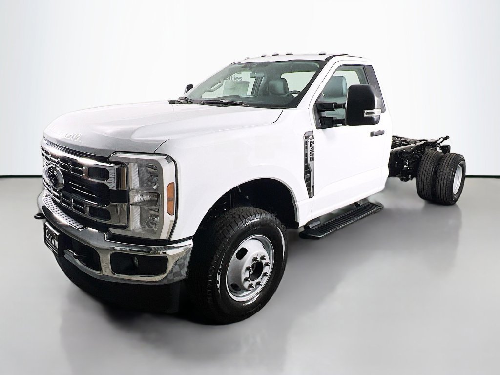 New 2025 Ford F350 XL w/ XL Chrome Package AWD/4WD image 5