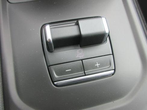 New 2026 GMC Sierra 1500 AT4 w/ AT4 Premium Package AWD/4WD image 22