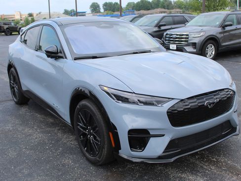 New 2026 Ford Mustang Mach-E Premium w/ Sport Appearance Package AWD/4WD image 7