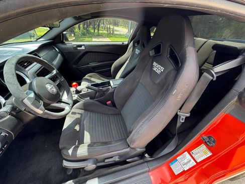Used 2012 Ford Mustang Boss 302 w/ Boss 302 Accessory Pkg RWD image 27