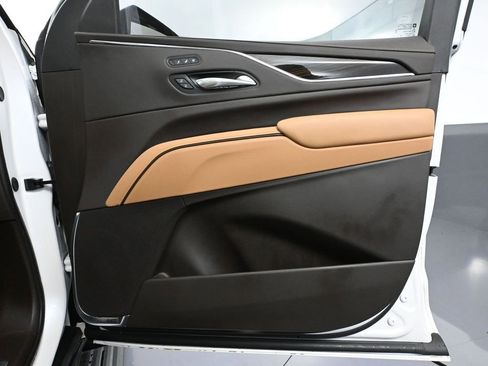 Used 2024 Cadillac Escalade Sport w/ LPO, ONYX Package image 55