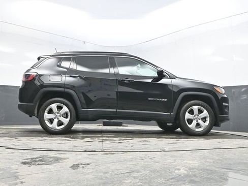 Used 2019 Jeep Compass Latitude w/ Popular Equipment Group image 34