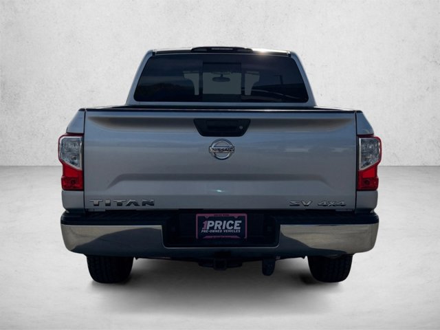 Used 2018 Nissan Titan SV AWD/4WD image 7