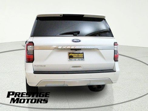 Used 2021 Ford Expedition Platinum AWD/4WD image 5